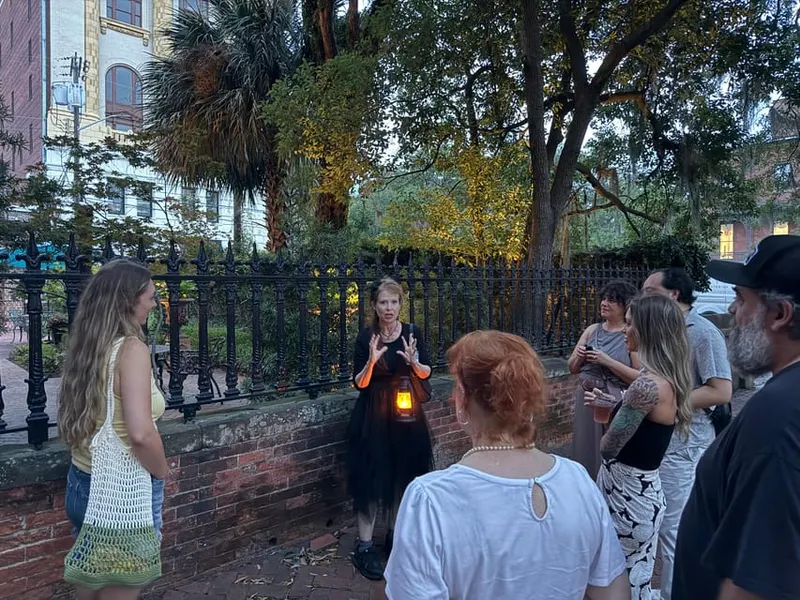 Savannah: After Dark Ghost Tour