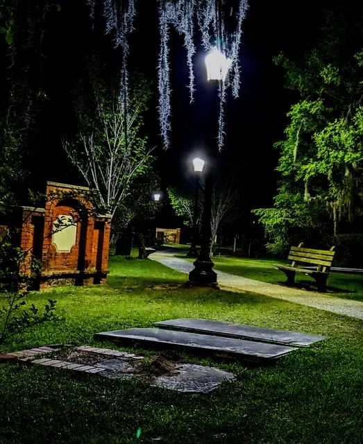Spirit Xperience: Paranormal Walking Ghost Tour in Savannah